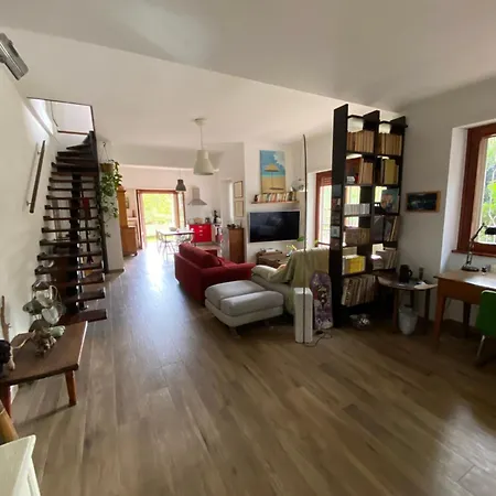 Francigena House * 로마